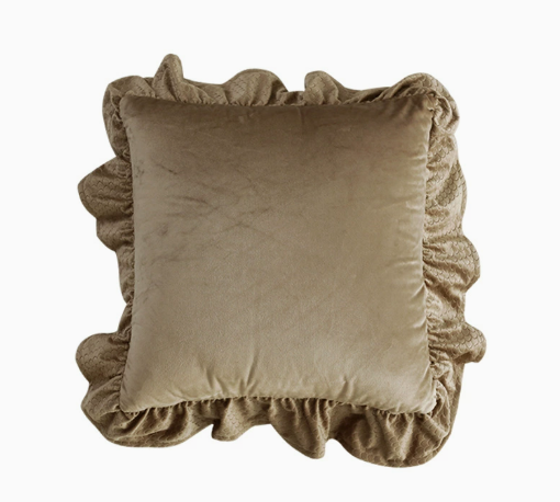Coussin Velours – Housse à Volants Matelassée
