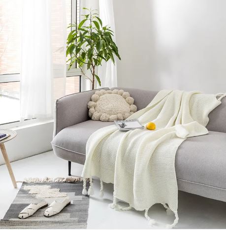 Le Plaid Câlin – Plaid en Maille Tricotée