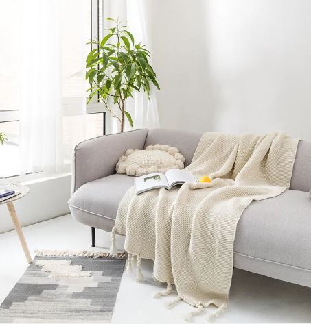 Le Plaid Câlin – Plaid en Maille Tricotée